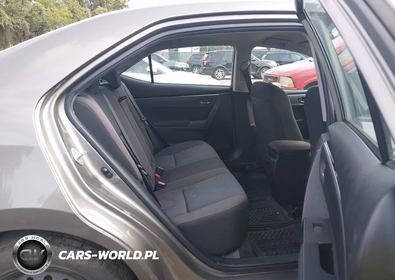 2017 Toyota Corolla Le VIN:2T1BURHE7HC901367 - 8