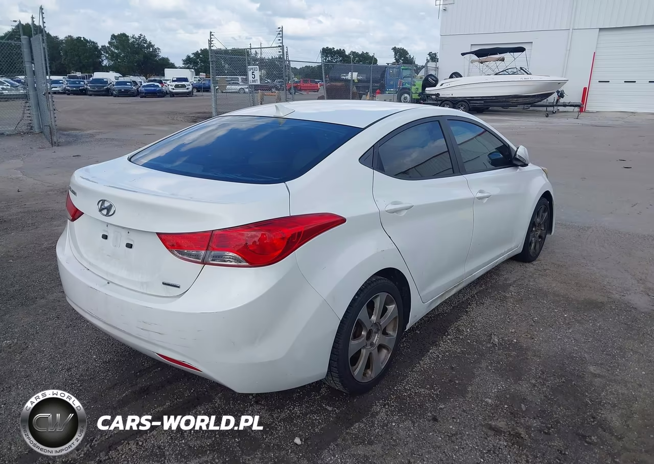 2011 Hyundai Elantra Limited VIN:5NPDH4AE3BH076152 - 4