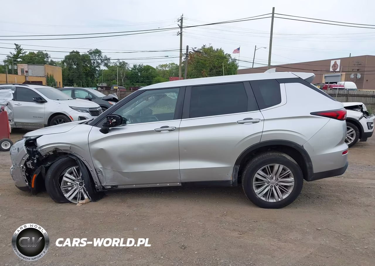 2022 Mitsubishi Outlander Es 2.5 S-Awc VIN:JA4J4TA83NZ033747 - 14