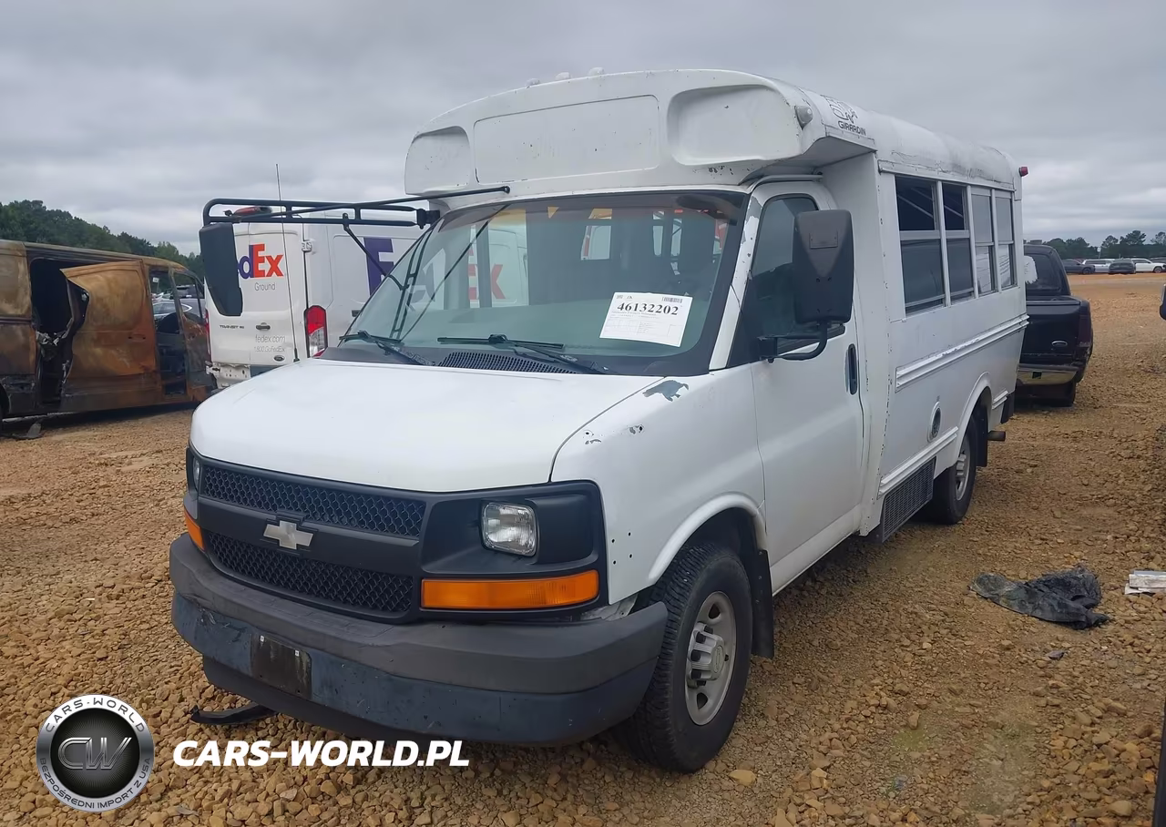 2003 Chevrolet Express Cutaway VIN:1GBHG31V431186302 - 2