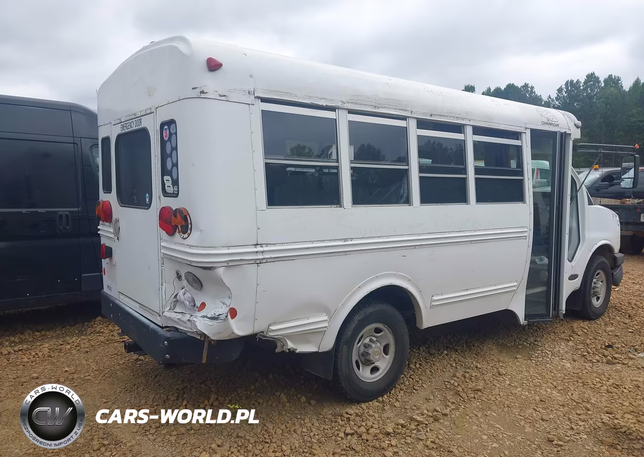 2003 Chevrolet Express Cutaway VIN:1GBHG31V431186302 - 4