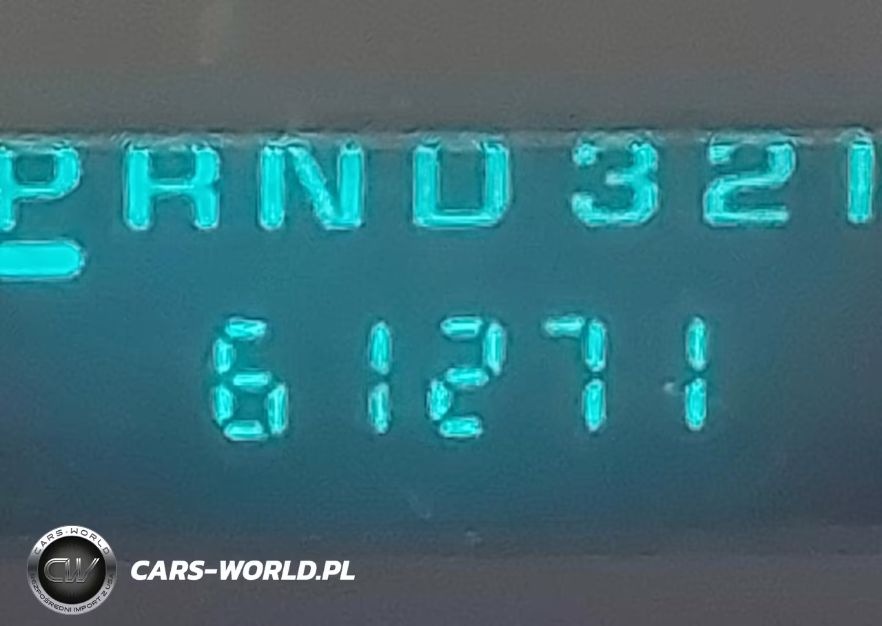 2003 Chevrolet Express Cutaway VIN:1GBHG31V431186302 - 5