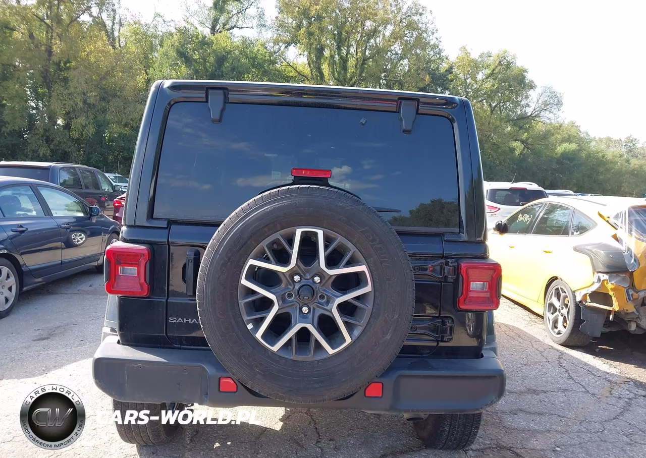 2026 Jeep Wrangler Sahara 4X4 VIN:1C4PJXEN3TW195148 - 15