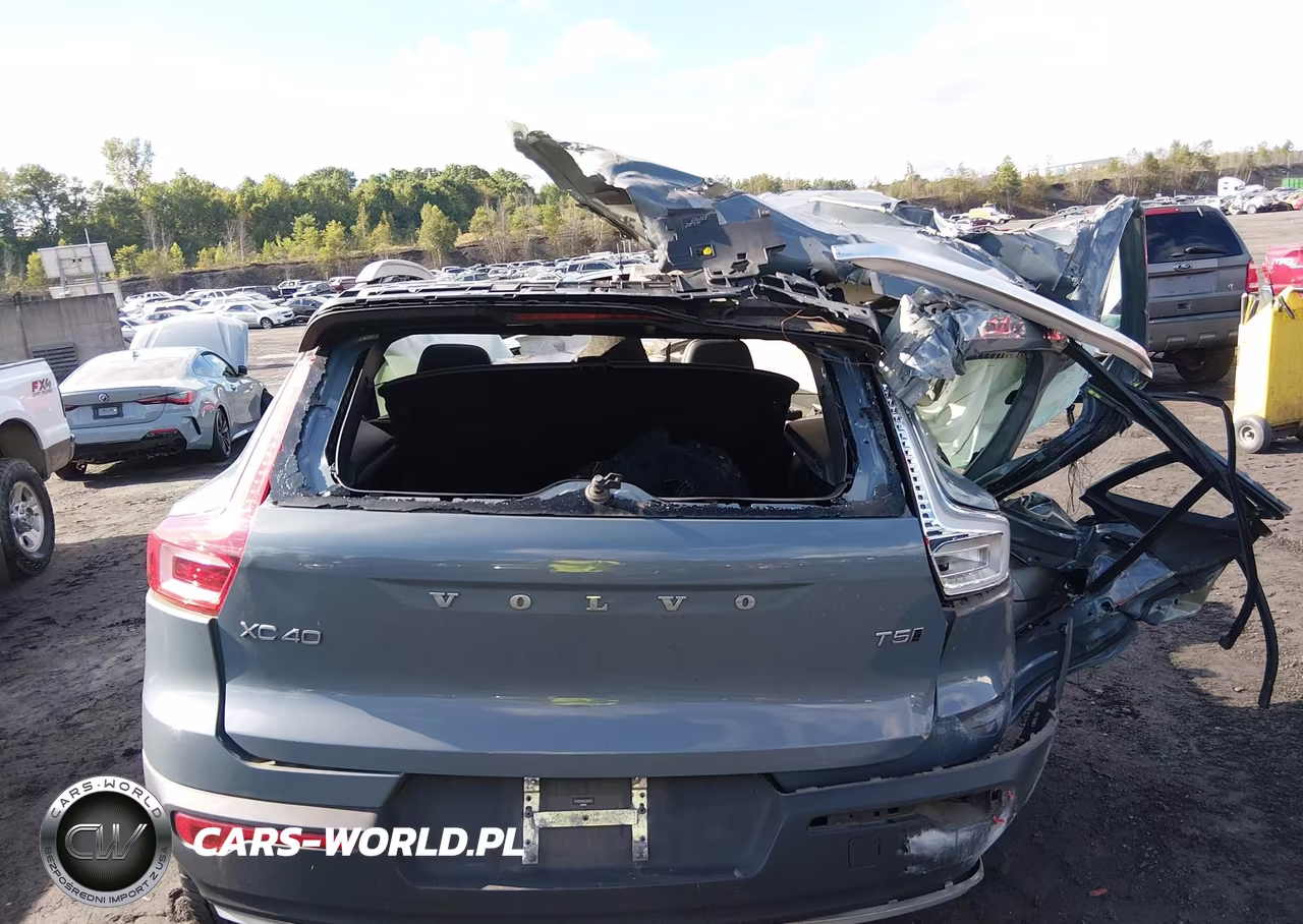2020 Volvo Xc40 T5 Momentum VIN:YV4162UK8L2261473 - 16