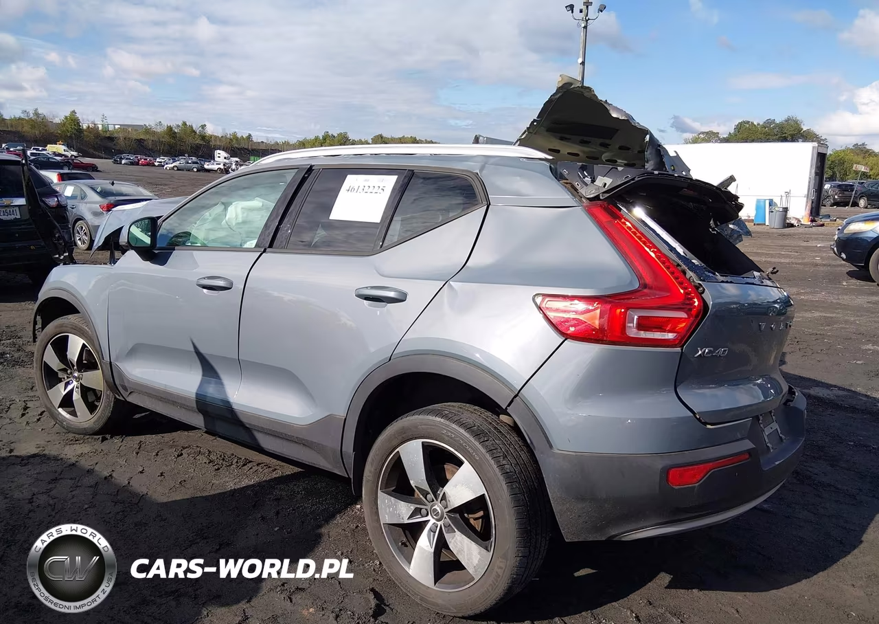 2020 Volvo Xc40 T5 Momentum VIN:YV4162UK8L2261473 - 3