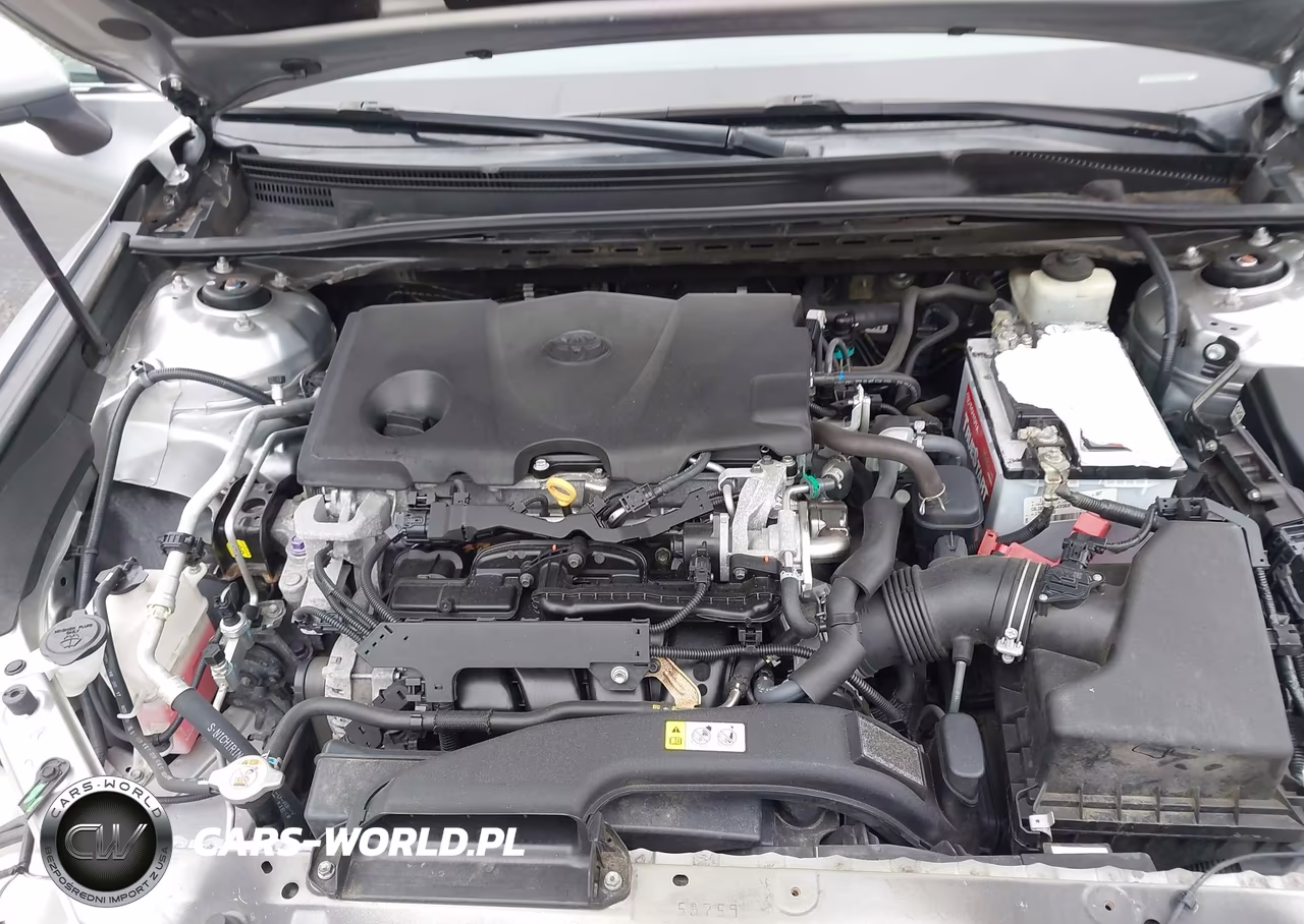 2018 Toyota Camry Le VIN:4T1B11HK1JU578910 - 10