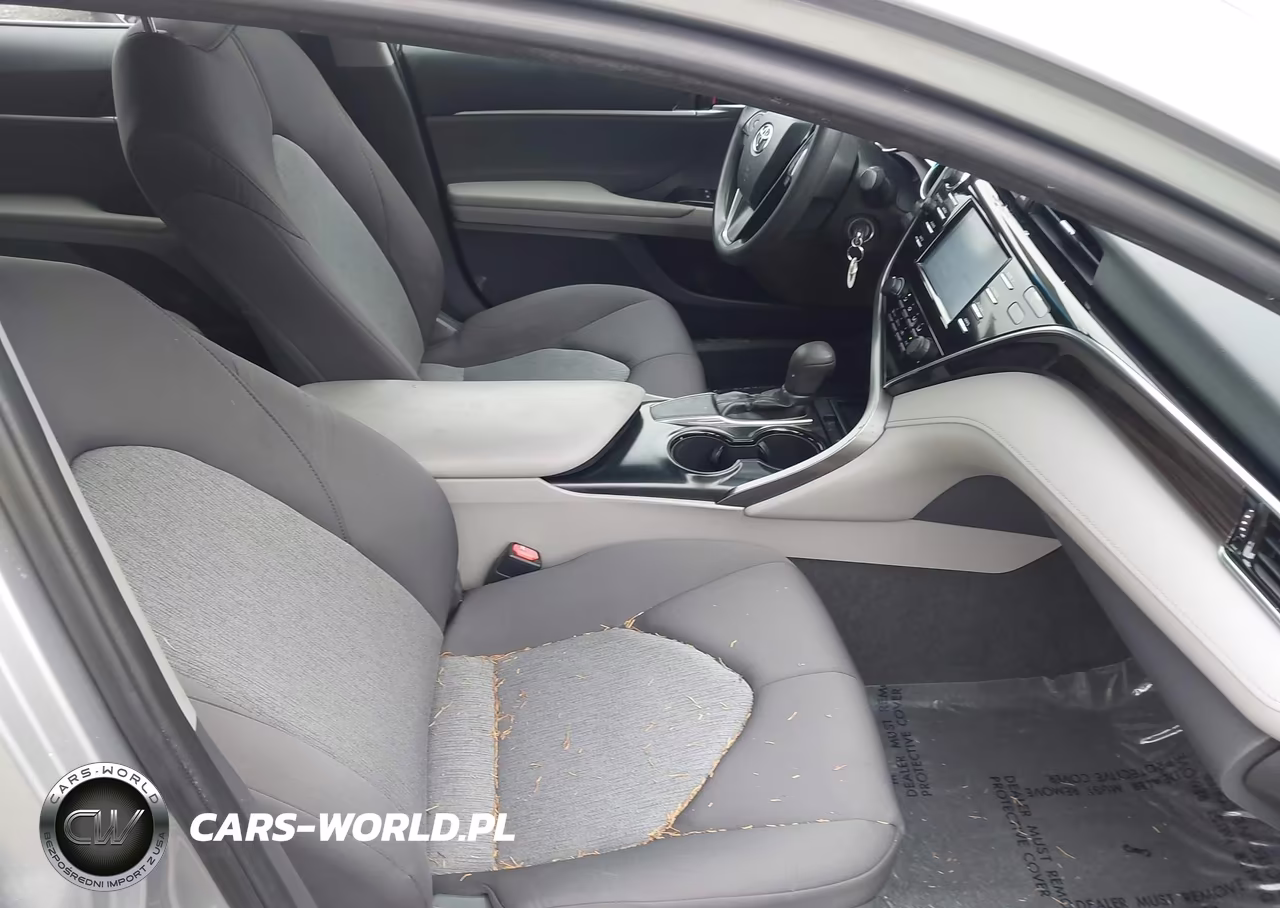 2018 Toyota Camry Le VIN:4T1B11HK1JU578910 - 5