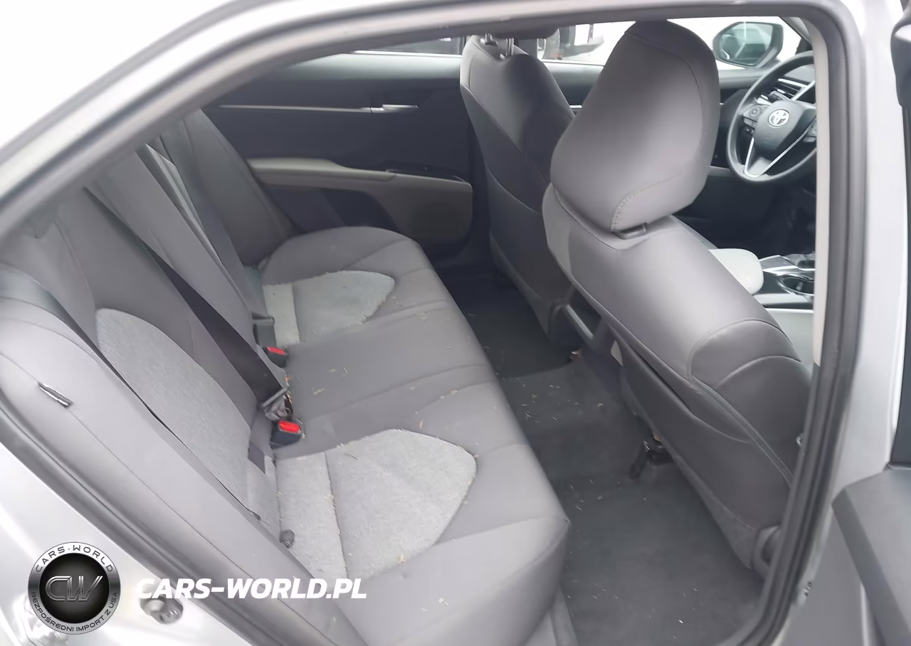 2018 Toyota Camry Le VIN:4T1B11HK1JU578910 - 8