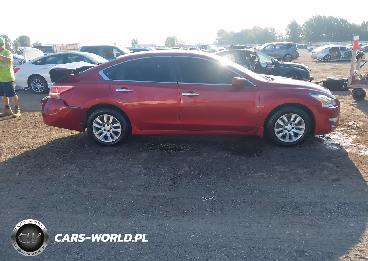 2015 Nissan Altima 2.5 S VIN:1N4AL3AP5FC185829 - 13