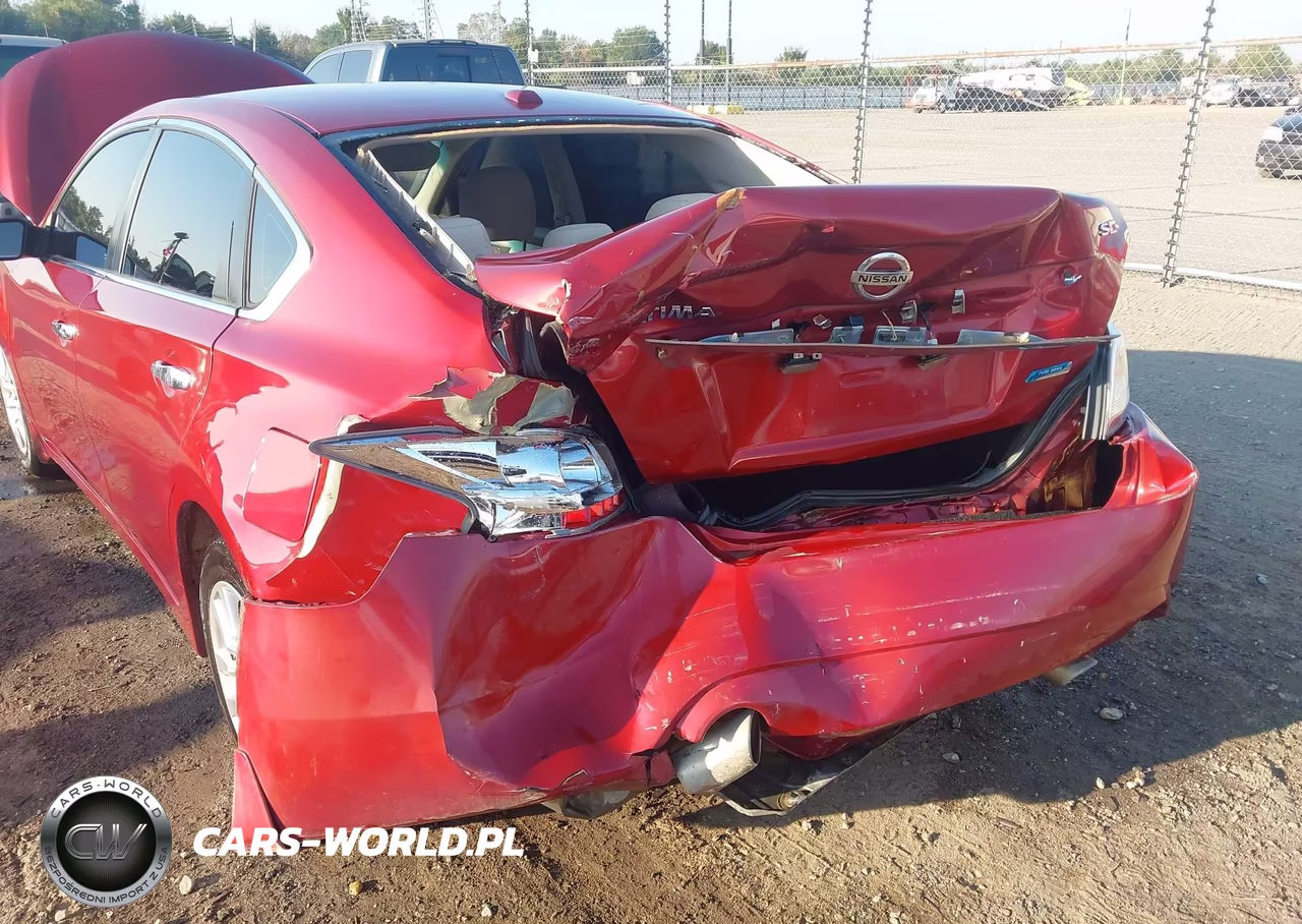 2015 Nissan Altima 2.5 S VIN:1N4AL3AP5FC185829 - 6