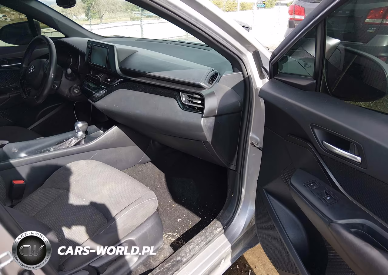 2018 Toyota C-Hr Xle VIN:NMTKHMBX0JR034570 - 5