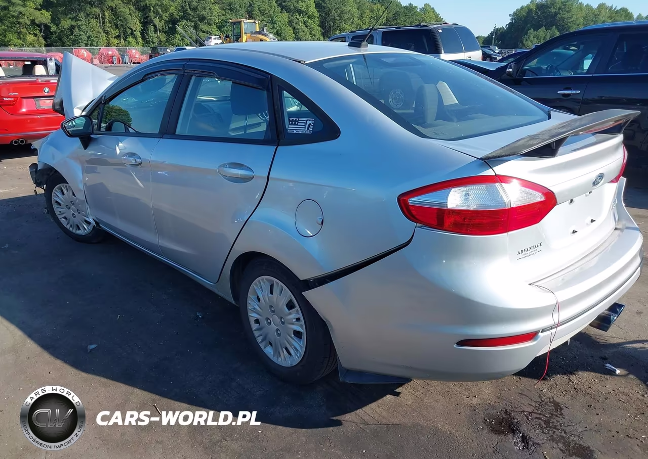 2016 Ford Fiesta S VIN:3FADP4AJ7GM142273 - 3