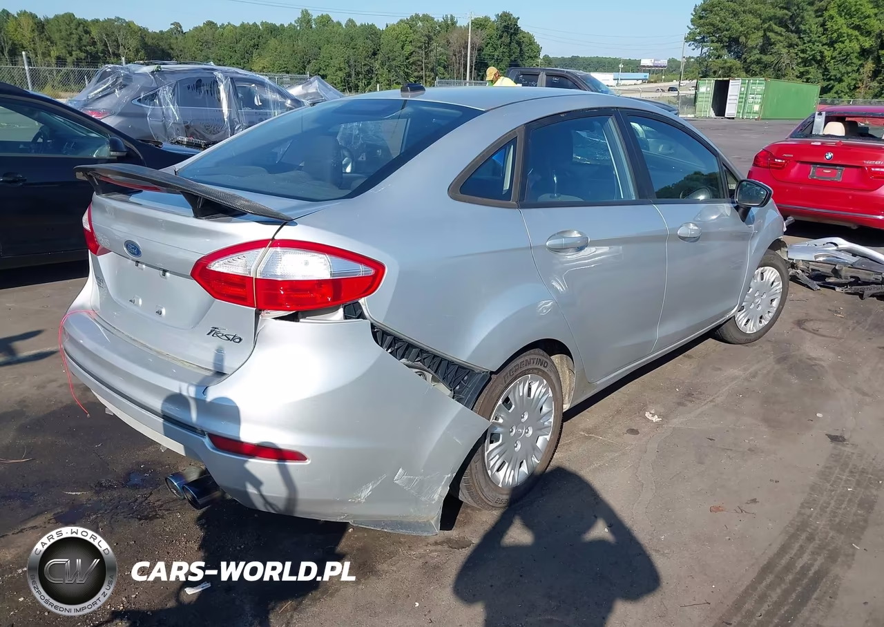 2016 Ford Fiesta S VIN:3FADP4AJ7GM142273 - 4