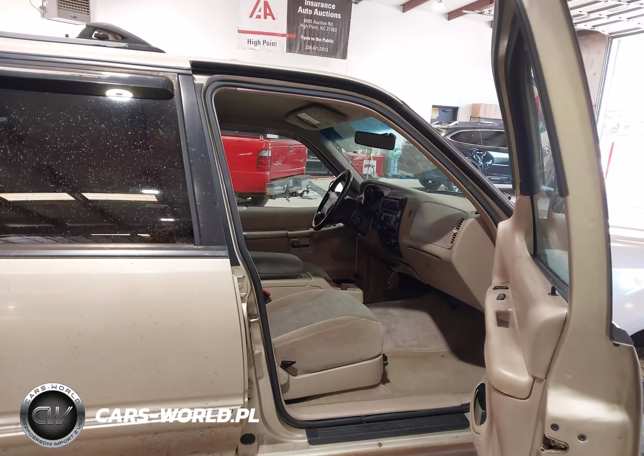 1999 Ford Explorer Xl-Xlt VIN:1FMZU34X1XUB46071 - 5