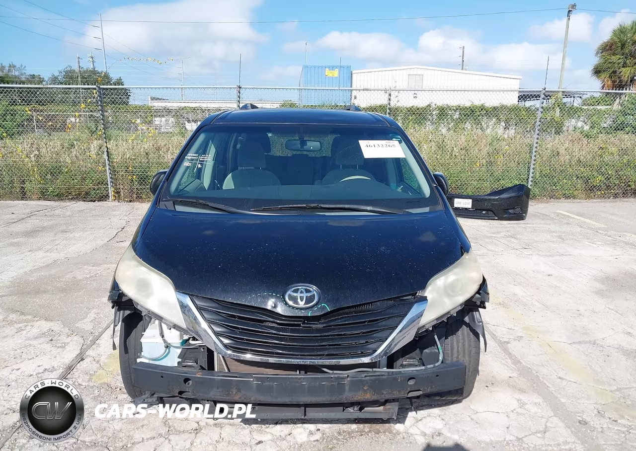2014 Toyota Sienna Le V6 8 Passenger VIN:5TDKK3DC9ES428999 - 6