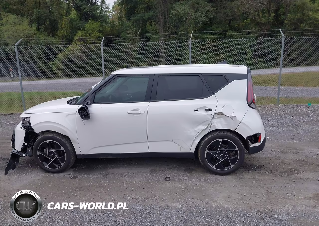 2023 Kia Soul Ex VIN:KNDJ33AU6P7893646 - 14