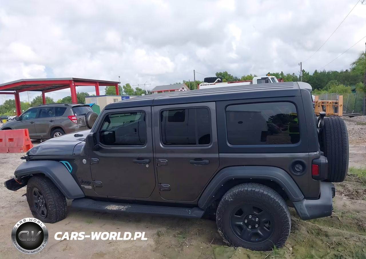 2021 Jeep Wrangler Unlimited Sport 4X4 VIN:1C4HJXDG2MW789223 - 14
