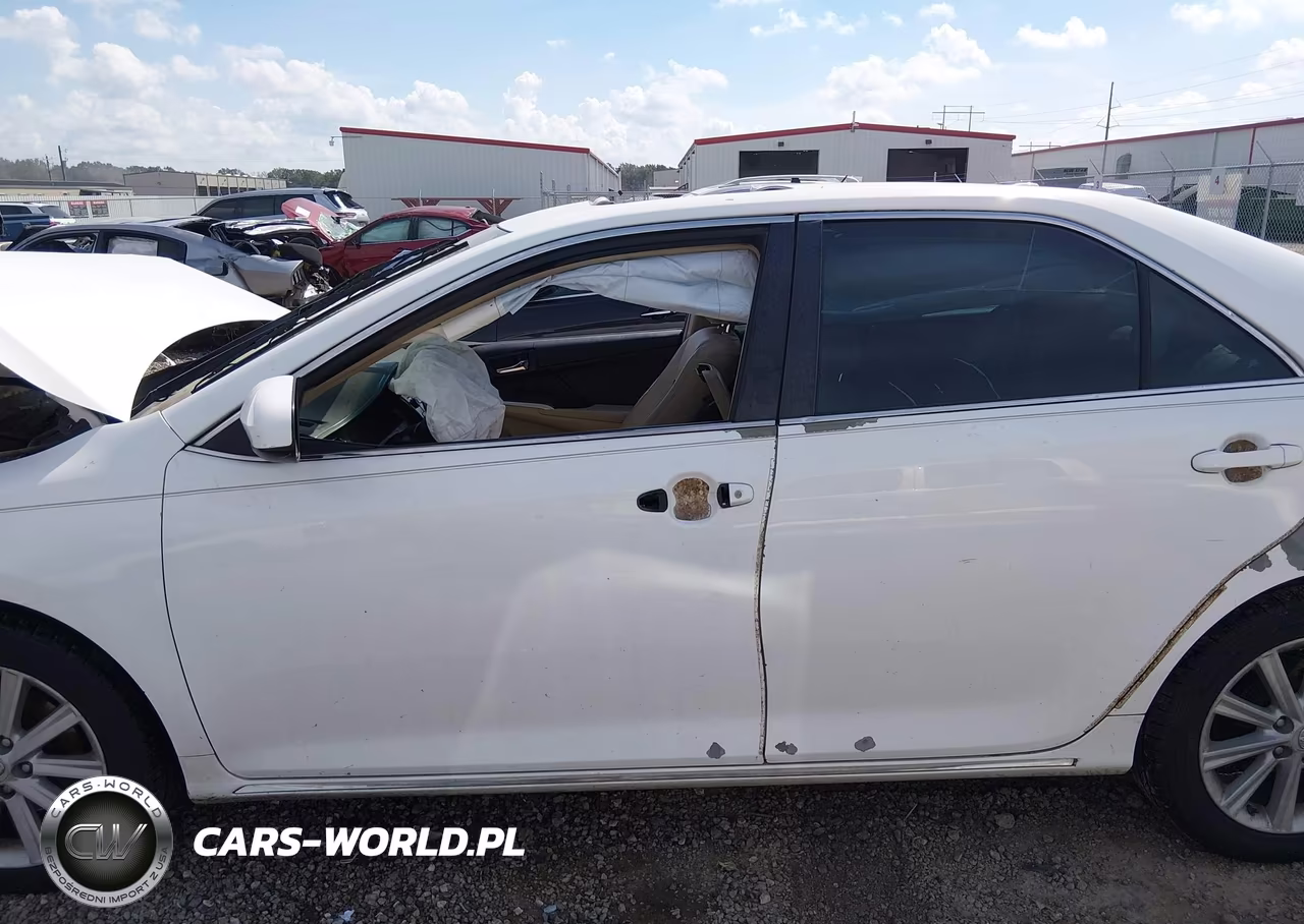 2014 Toyota Camry Xle VIN:4T4BF1FK4ER385571 - 14