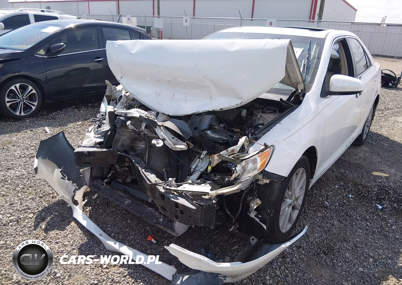 2014 Toyota Camry Xle VIN:4T4BF1FK4ER385571 - 6