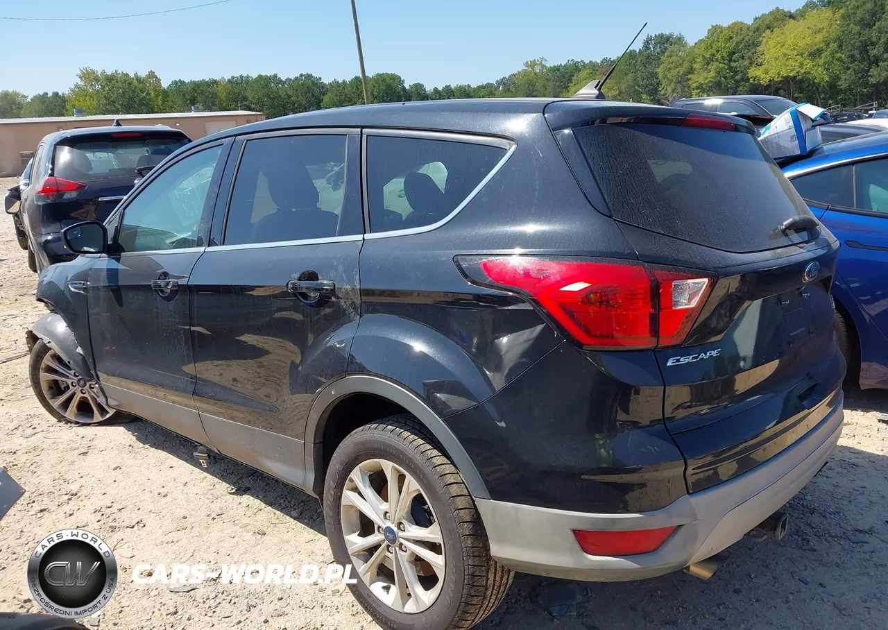 2019 Ford Escape Se VIN:1FMCU0GDXKUA07961 - 13