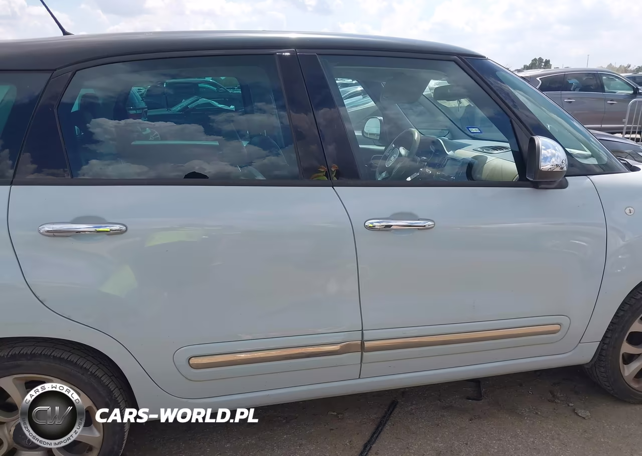 2015 Fiat 500L Lounge VIN:ZFBCFACH8FZ030776 - 14