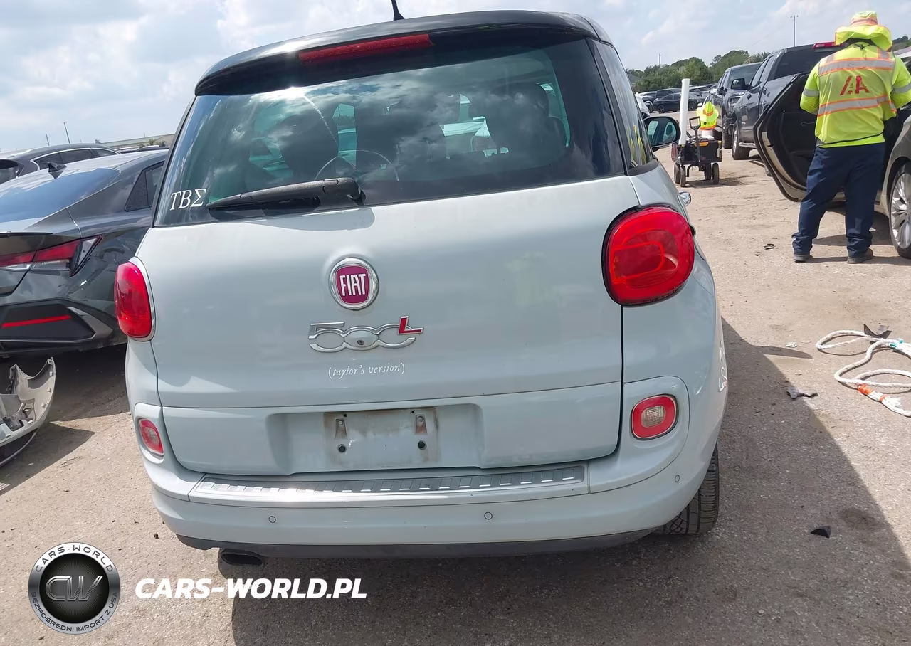 2015 Fiat 500L Lounge VIN:ZFBCFACH8FZ030776 - 17