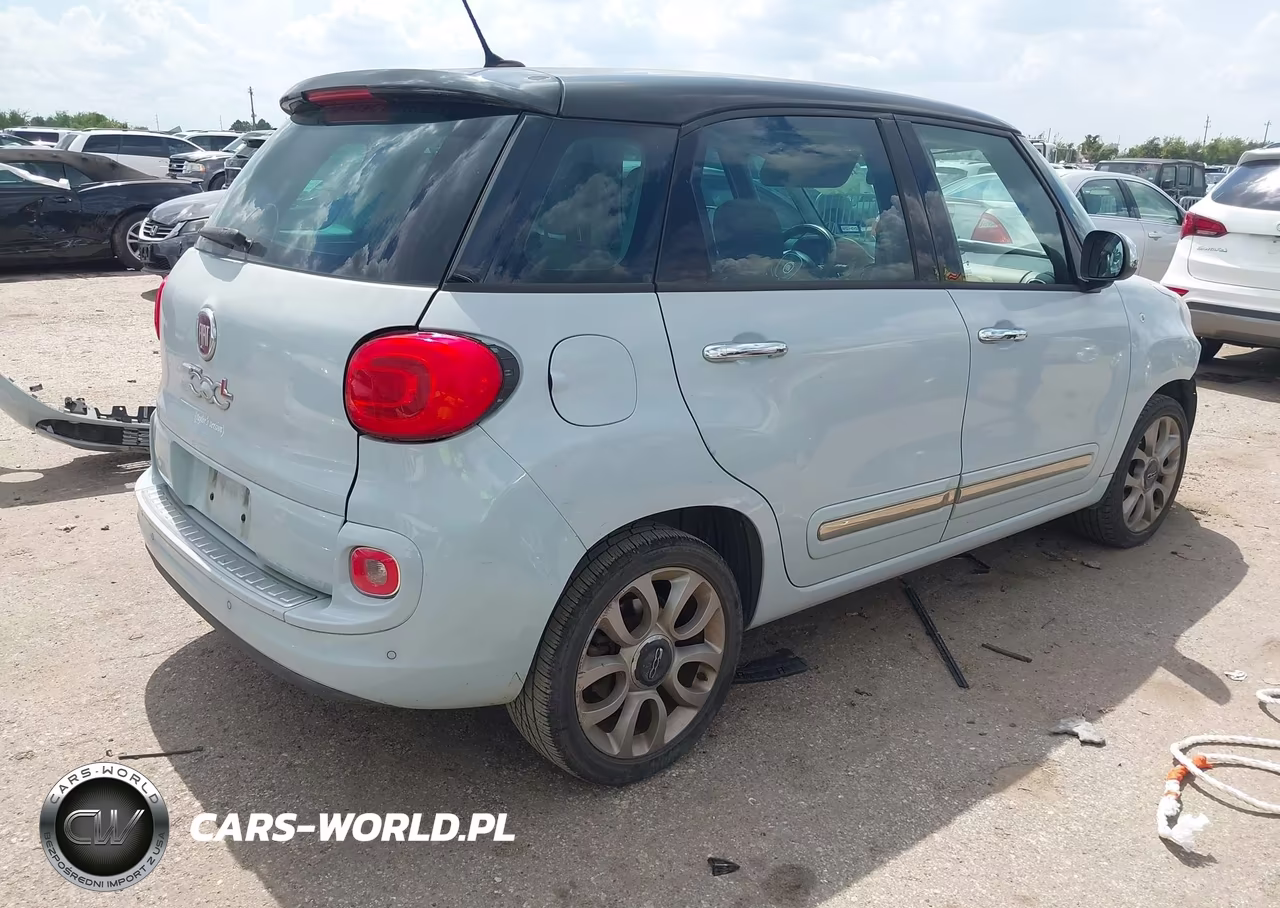2015 Fiat 500L Lounge VIN:ZFBCFACH8FZ030776 - 4