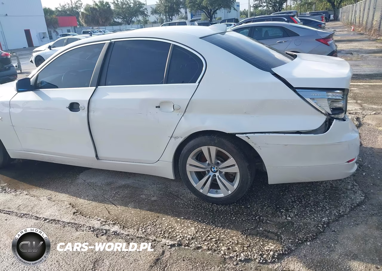 2009 BMW 528I VIN:WBANU53559C118438 - 14