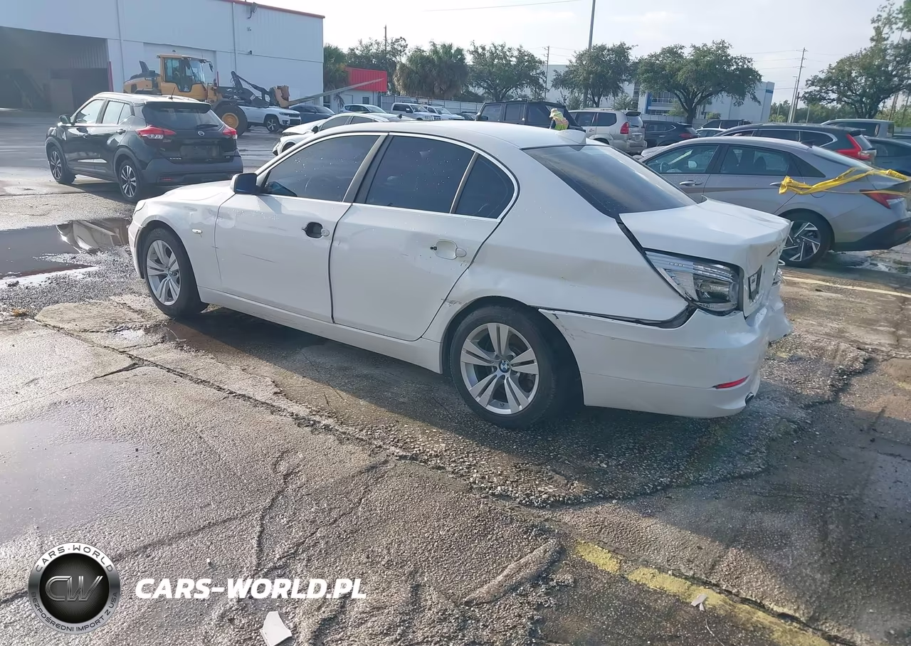 2009 BMW 528I VIN:WBANU53559C118438 - 3