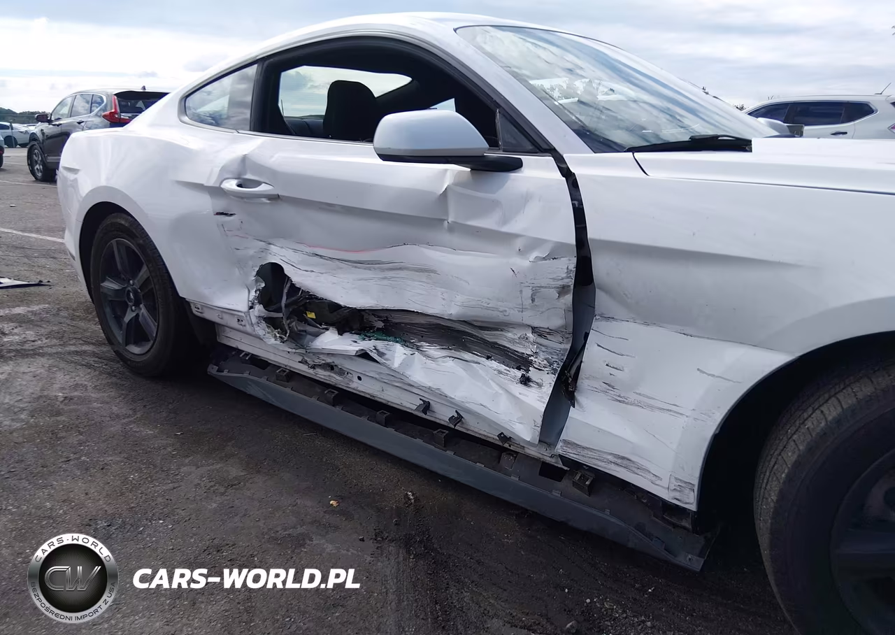 2015 Ford Mustang V6 VIN:1FA6P8AM9F5394959 - 6