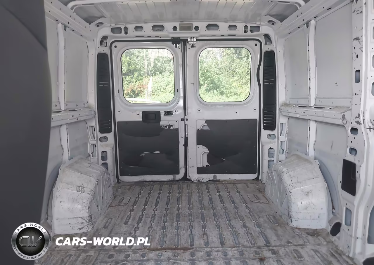 2017 Ram Promaster 1500 Low Roof 136 Wb VIN:3C6TRVAG8HE552593 - 8