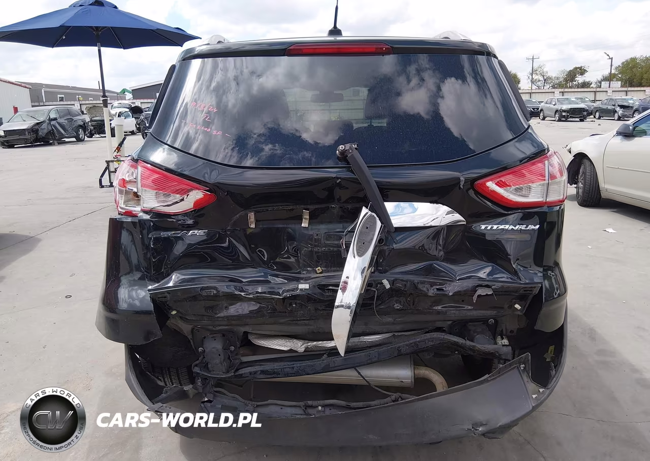2015 Ford Escape Titanium VIN:1FMCU0J97FUA61079 - 17