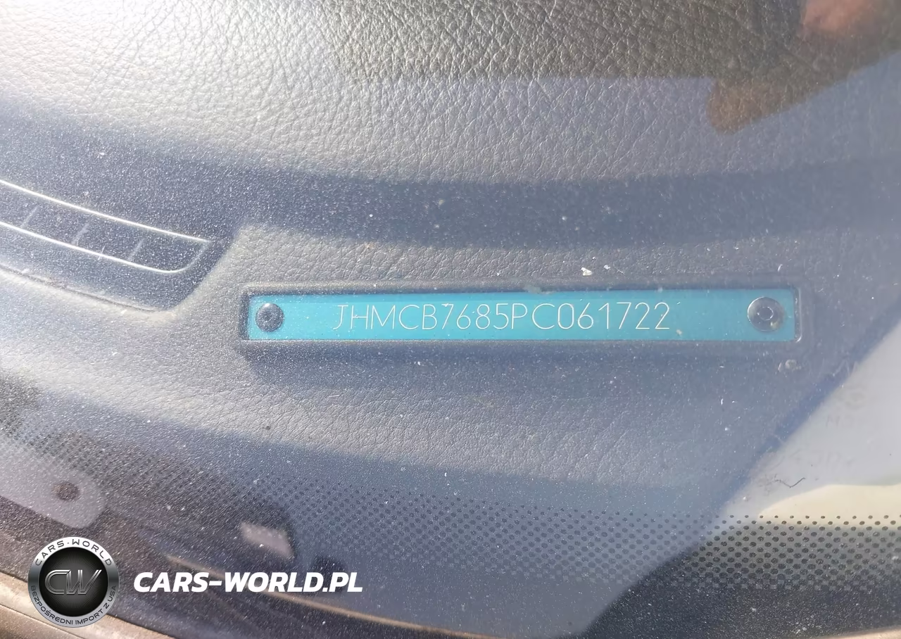 1993 Honda Accord Se VIN:JHMCB7685PC061722 - 9