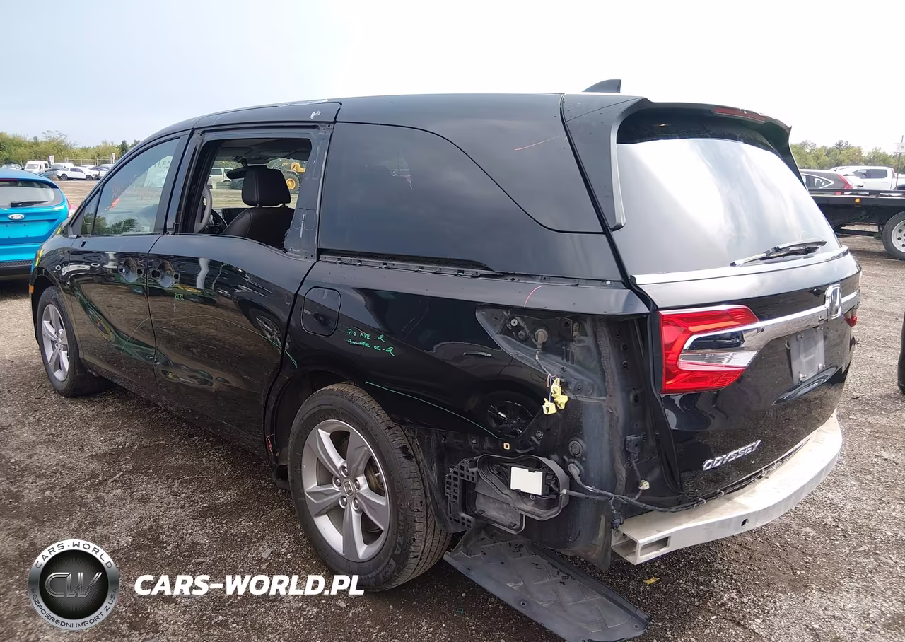 2018 Honda Odyssey Ex-L VIN:5FNRL6H70JB069728 - 3