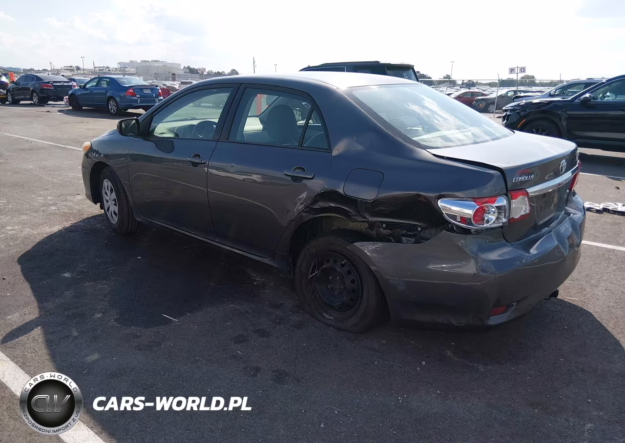 2011 Toyota Corolla Le VIN:2T1BU4EE5BC565507 - 3