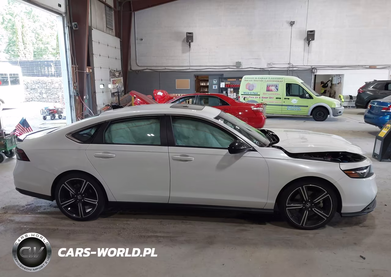 2023 Honda Accord Hybrid Sport VIN:1HGCY2F56PA015497 - 13