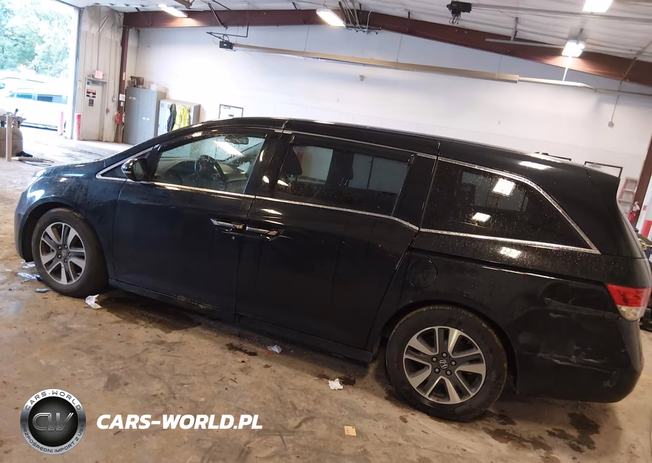 2016 Honda Odyssey Touring-Touring Elite VIN:5FNRL5H97GB062313 - 3