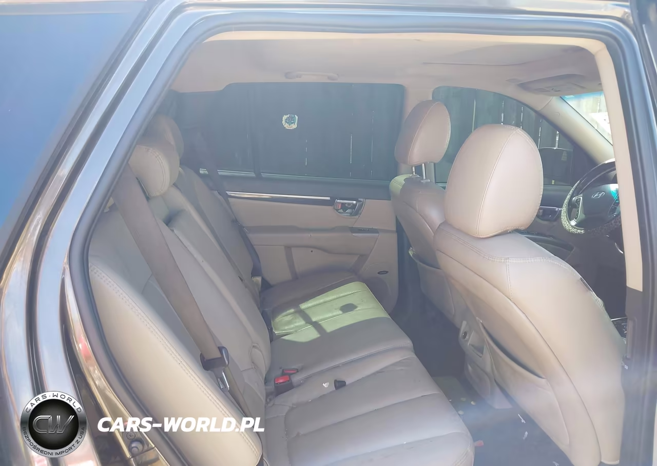 2011 Hyundai Santa Fe Limited V6 VIN:5XYZKDAGXBG077041 - 8