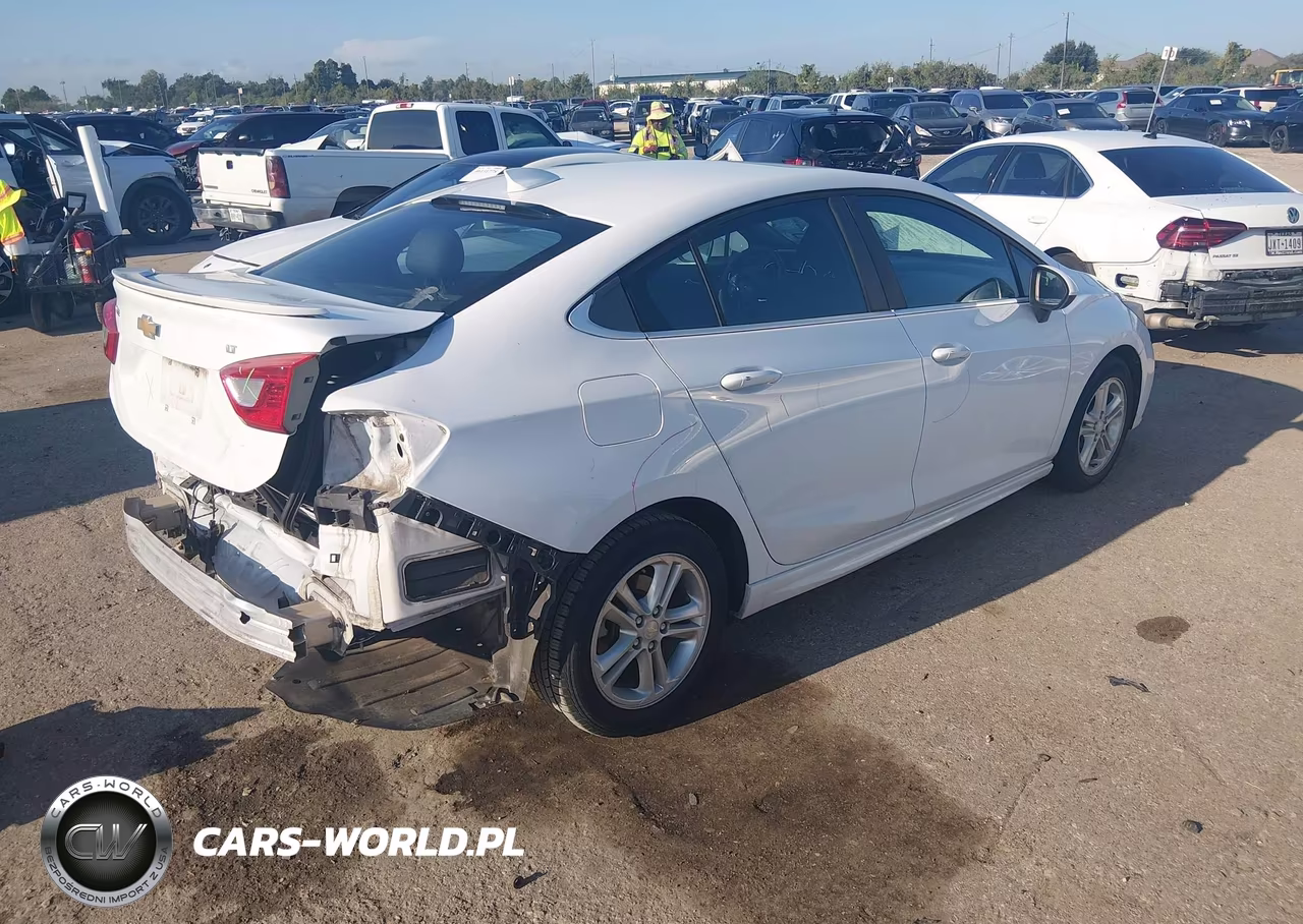 2016 Chevrolet Cruze Lt Auto VIN:1G1BE5SM1G7259226 - 4