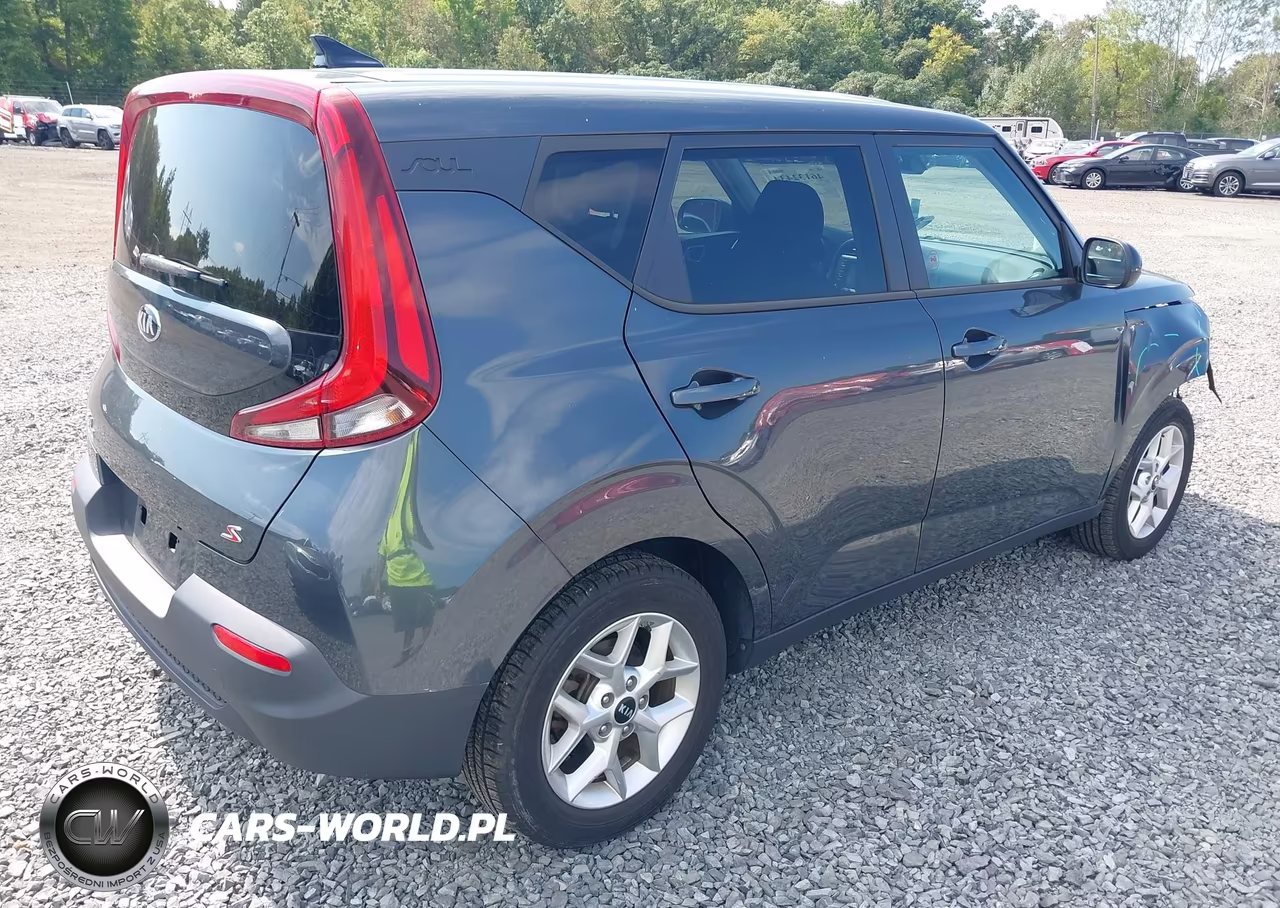 2020 Kia Soul S VIN:KNDJ23AU9L7718546 - 4