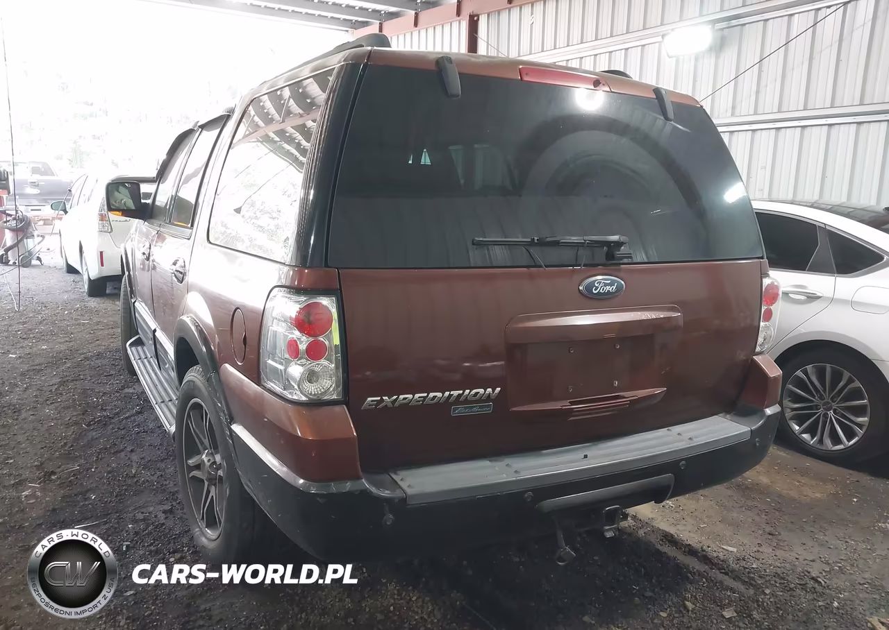 2006 Ford Expedition Eddie Bauer-King Ranch VIN:1FMPU185X6LA57575 - 3