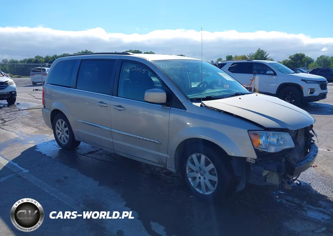 2015 Chrysler Town & Country Touring