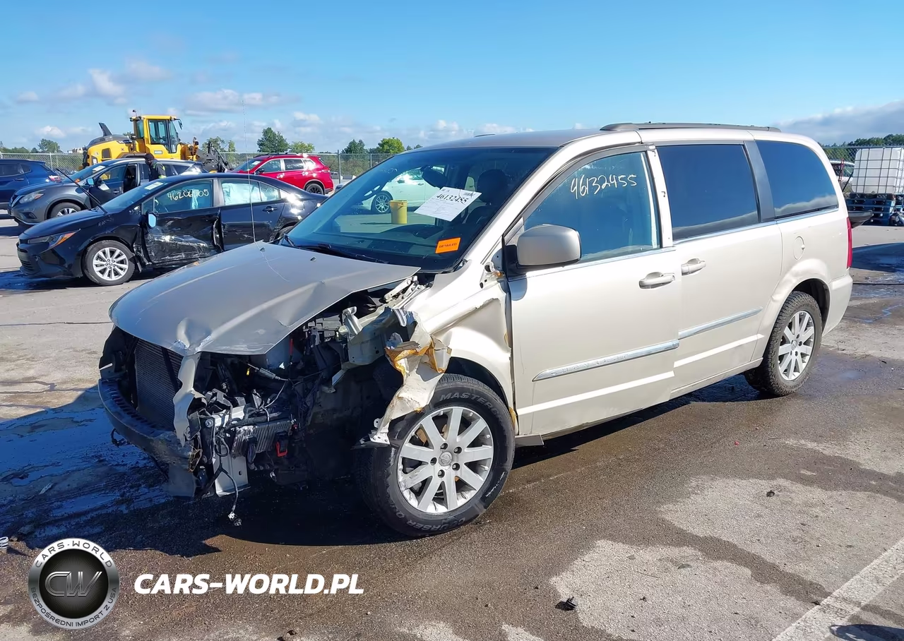 2015 Chrysler Town & Country Touring VIN:2C4RC1BG5FR534236 - 2