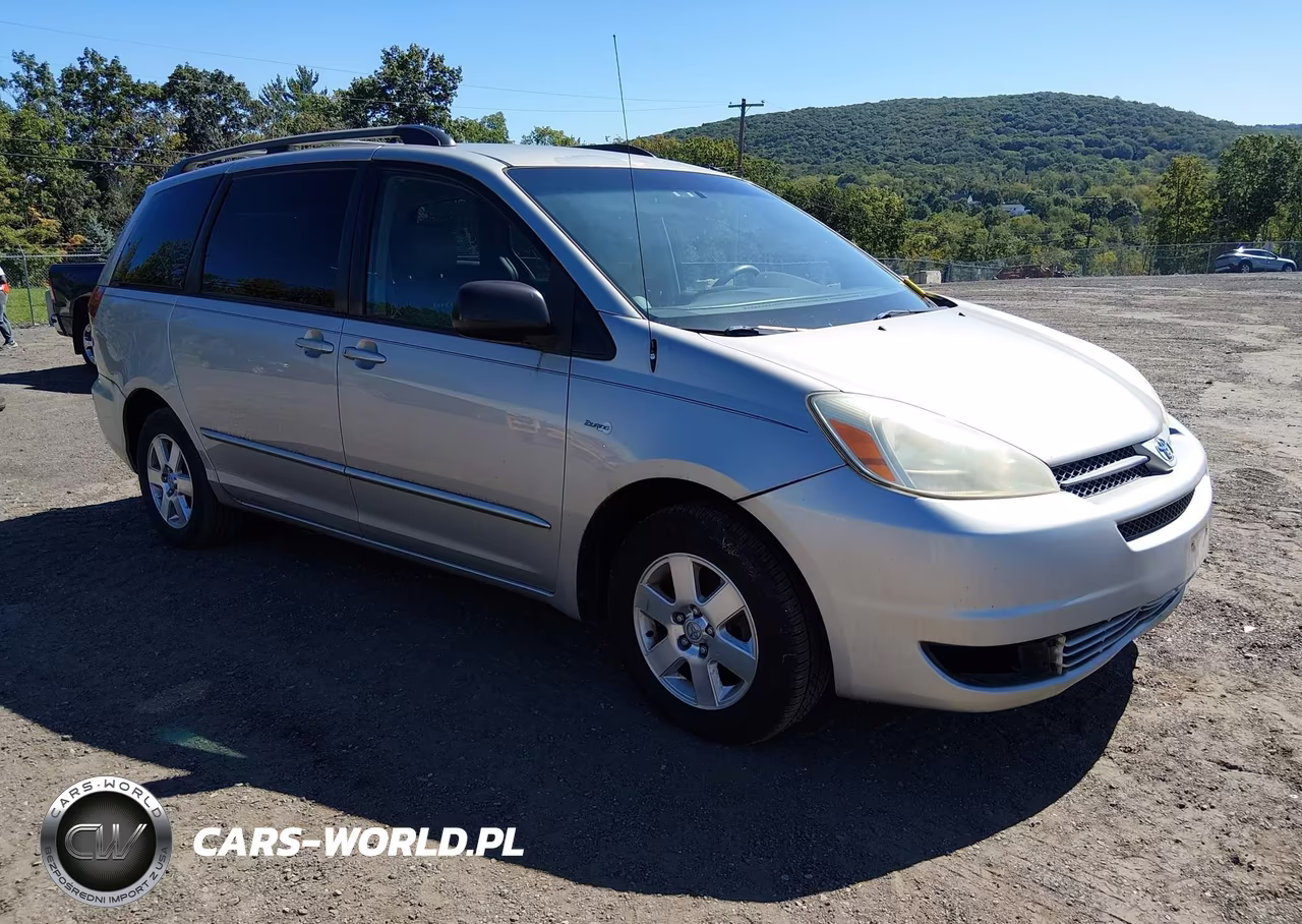 2005 Toyota Sienna Le