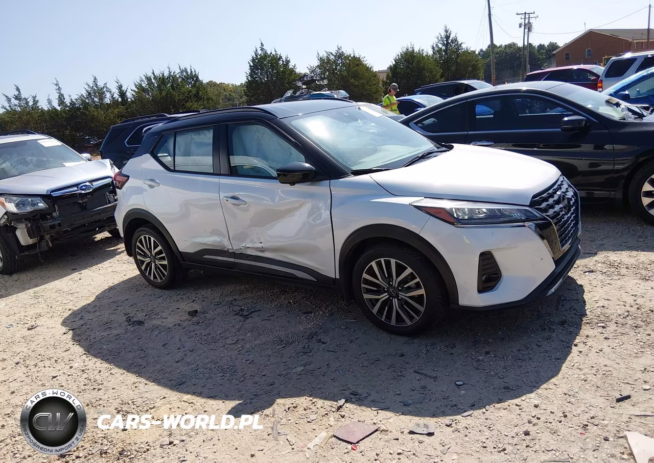 2024 Nissan Kicks Sr Xtronic Cvt