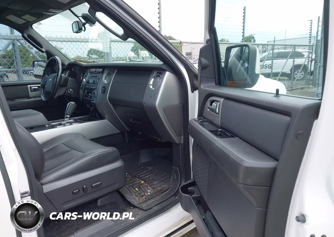 2014 Ford Expedition Limited VIN:1FMJU2A53EEF56341 - 5