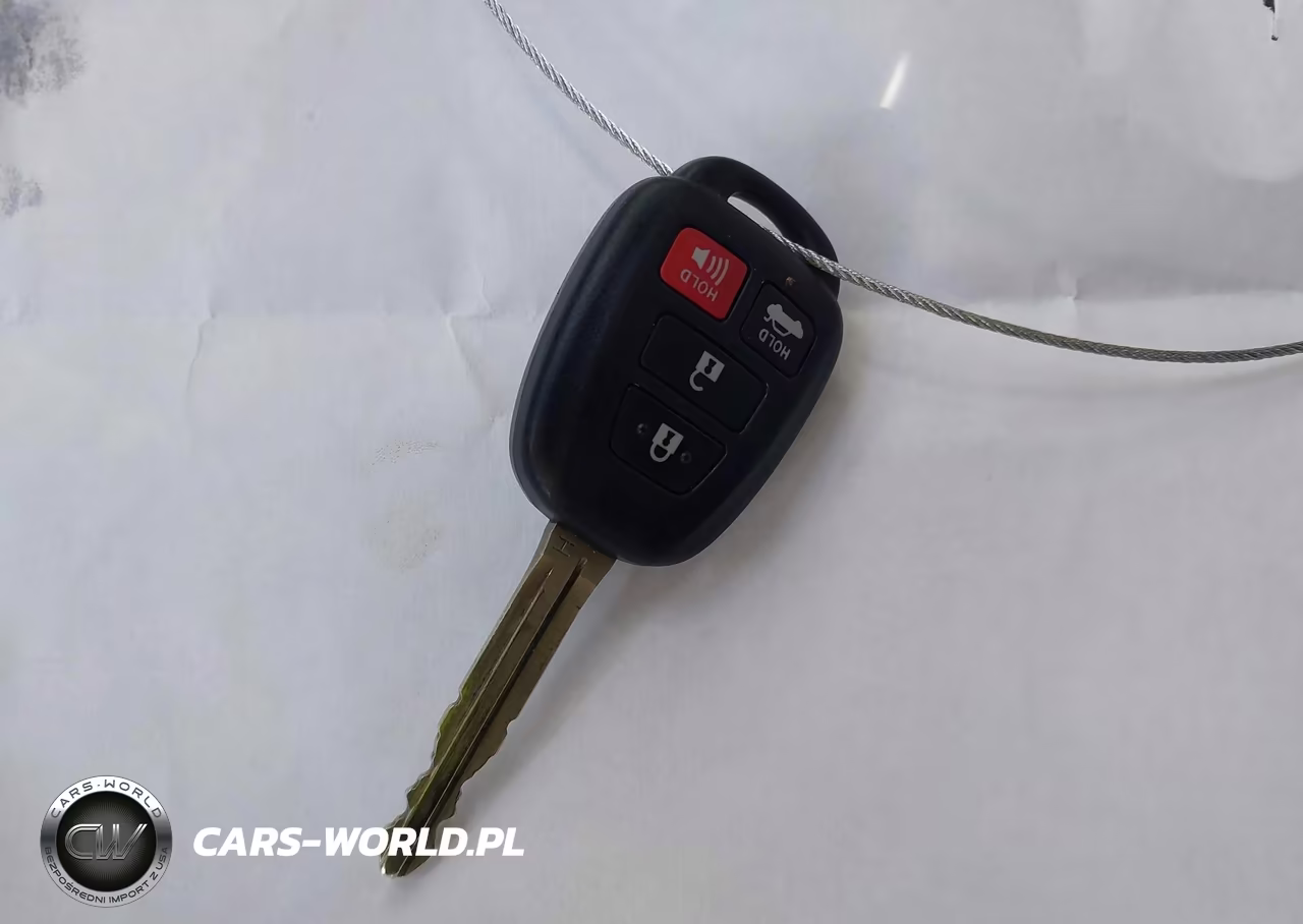 2018 Toyota Corolla Le VIN:5YFBURHE2JP847496 - 11