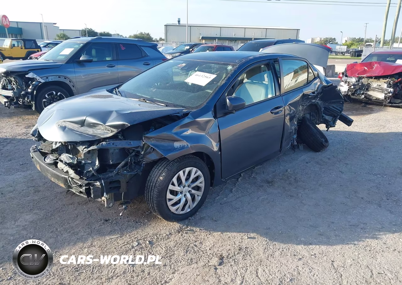 2018 Toyota Corolla Le VIN:5YFBURHE2JP847496 - 2