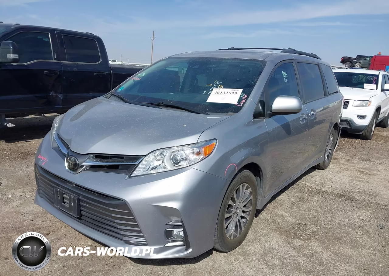 2018 Toyota Sienna Xle 8 Passenger VIN:5TDYZ3DC1JS921866 - 2