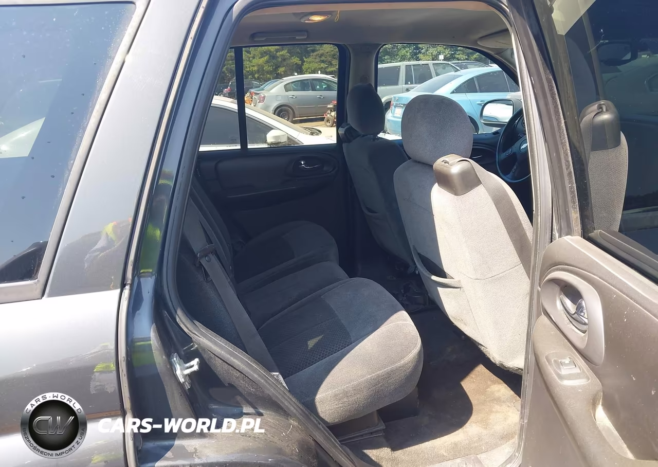 2007 Chevrolet Trailblazer Lt VIN:1GNDS13SX72302948 - 8